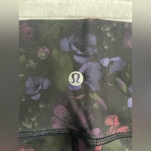 Lululemon size 4 leggings
